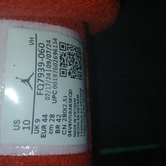 Air Jordan 4 RM "BRED", Mens Size-10 100% Authentic! - Picture 5 of 12